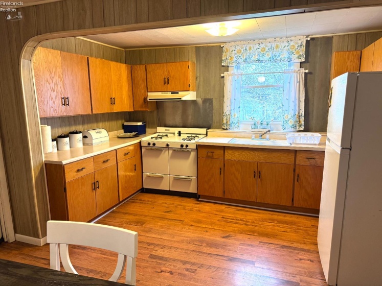 22 Fir St, New London, 44851, 3 Bedrooms Bedrooms, ,1 BathroomBathrooms,Residential,For Sale,Fir St,20254598