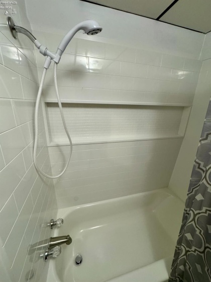 22 Fir St, New London, 44851, 3 Bedrooms Bedrooms, ,1 BathroomBathrooms,Residential,For Sale,Fir St,20254598