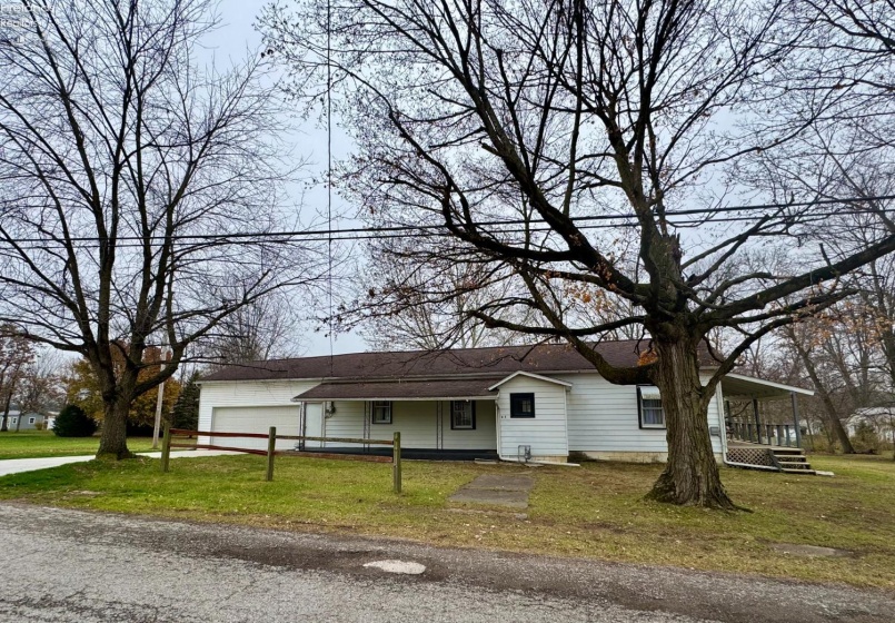 22 Fir St, New London, 44851, 3 Bedrooms Bedrooms, ,1 BathroomBathrooms,Residential,For Sale,Fir St,20254598