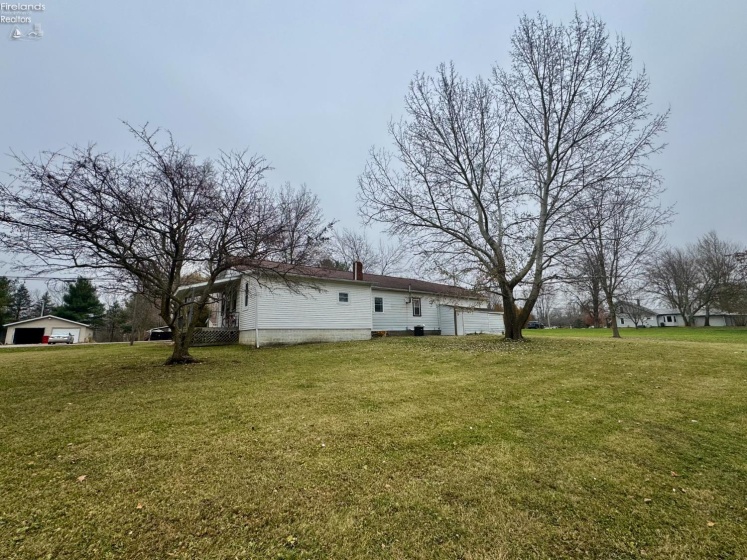 22 Fir St, New London, 44851, 3 Bedrooms Bedrooms, ,1 BathroomBathrooms,Residential,For Sale,Fir St,20254598