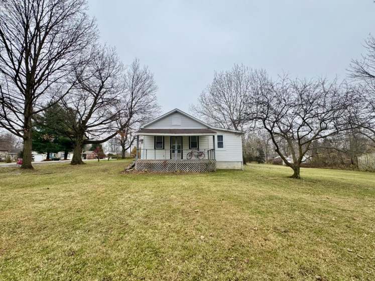 22 Fir St, New London, 44851, 3 Bedrooms Bedrooms, ,1 BathroomBathrooms,Residential,For Sale,Fir St,20254598