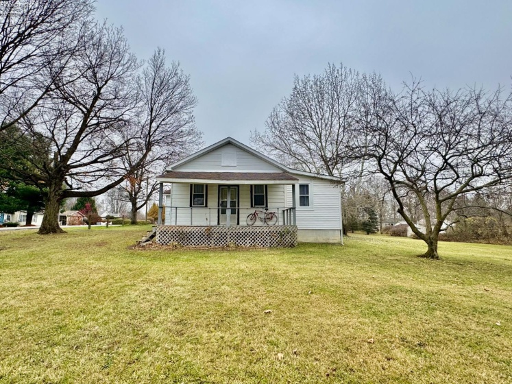 22 Fir St, New London, 44851, 3 Bedrooms Bedrooms, ,1 BathroomBathrooms,Residential,For Sale,Fir St,20254598