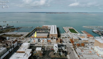 415 Water Street, Sandusky, 44870, 2 Bedrooms Bedrooms, ,3 BathroomsBathrooms,Residential,For Sale,Water,20254609 415 Water Street, Sandusky, 44870, 2 Bedrooms Bedrooms, ,3 BathroomsBathrooms,Residential,For Sale,Water,20254609