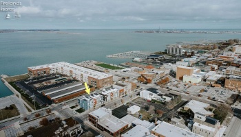 415 Water Street, Sandusky, 44870, 2 Bedrooms Bedrooms, ,3 BathroomsBathrooms,Residential,For Sale,Water,20254609 415 Water Street, Sandusky, 44870, 2 Bedrooms Bedrooms, ,3 BathroomsBathrooms,Residential,For Sale,Water,20254609