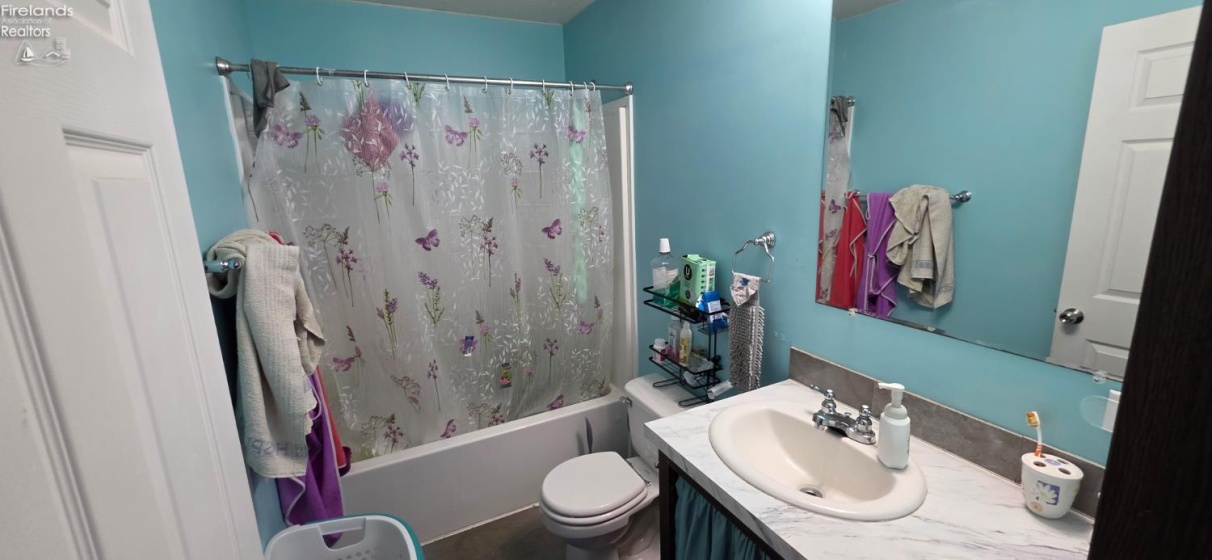 3007 County Road 52, Tiffin, 44883, 3 Bedrooms Bedrooms, ,2 BathroomsBathrooms,Residential,For Sale,County Road 52,20254630