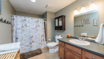 401 Shoreline Drive, Sandusky, 44870, 1 Bedroom Bedrooms, ,1 BathroomBathrooms,Residential,For Sale,Shoreline,20254631