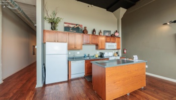 401 Shoreline Drive, Sandusky, 44870, 1 Bedroom Bedrooms, ,1 BathroomBathrooms,Residential,For Sale,Shoreline,20254631