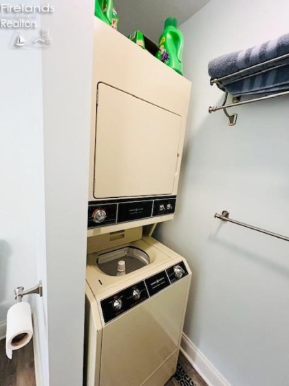 1661 Windward, Port Clinton, 43452, 1 Bedroom Bedrooms, ,1 BathroomBathrooms,Residential,For Sale,Windward,20254594