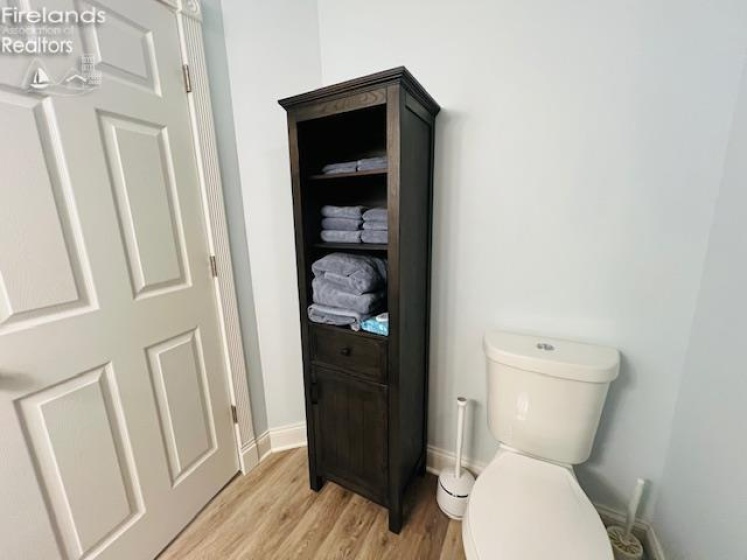 1661 Windward, Port Clinton, 43452, 1 Bedroom Bedrooms, ,1 BathroomBathrooms,Residential,For Sale,Windward,20254594