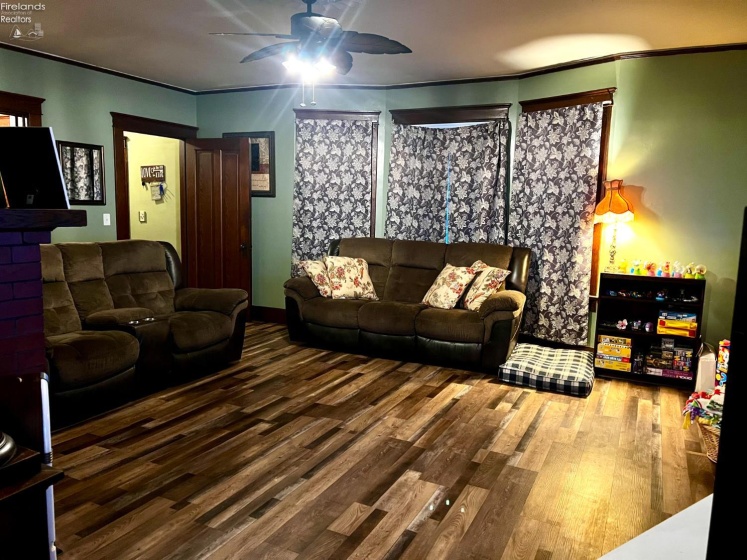 331 McDonough Street, Sandusky, 44870, 4 Bedrooms Bedrooms, ,2 BathroomsBathrooms,Residential,For Sale,McDonough,20254638