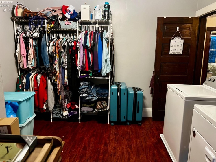 331 McDonough Street, Sandusky, 44870, 4 Bedrooms Bedrooms, ,2 BathroomsBathrooms,Residential,For Sale,McDonough,20254638