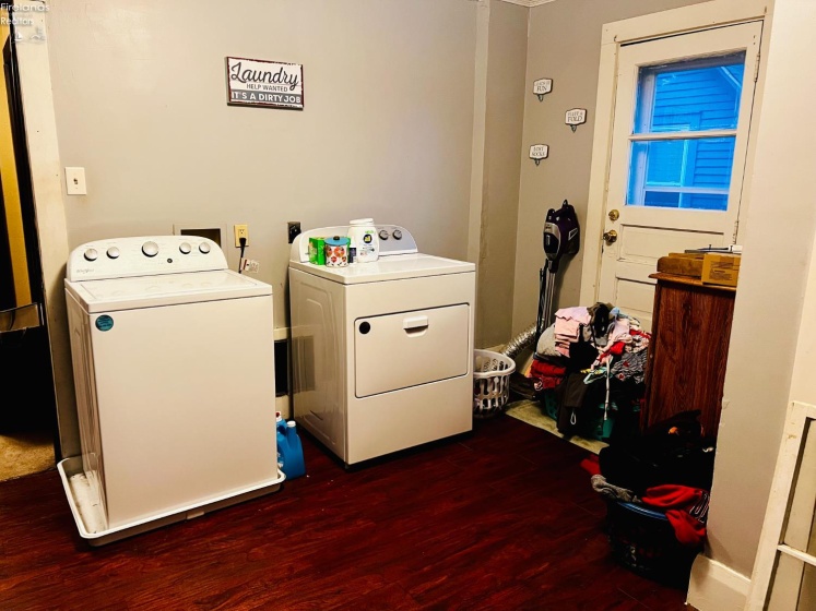 331 McDonough Street, Sandusky, 44870, 4 Bedrooms Bedrooms, ,2 BathroomsBathrooms,Residential,For Sale,McDonough,20254638