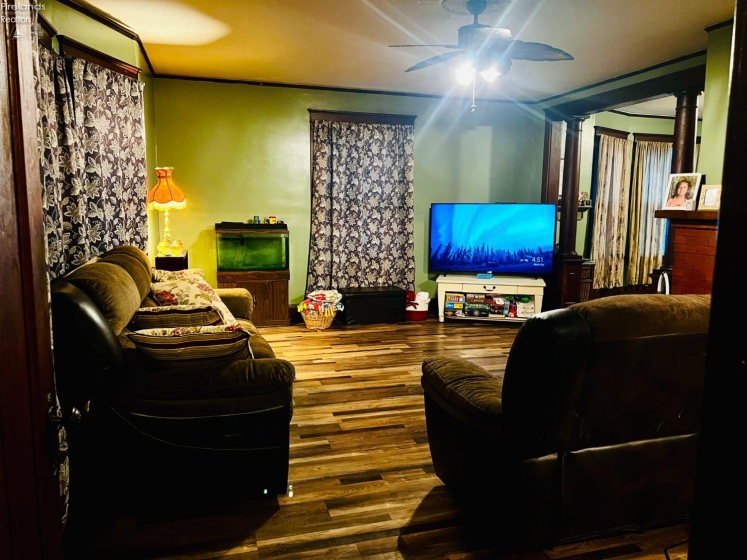 331 McDonough Street, Sandusky, 44870, 4 Bedrooms Bedrooms, ,2 BathroomsBathrooms,Residential,For Sale,McDonough,20254638