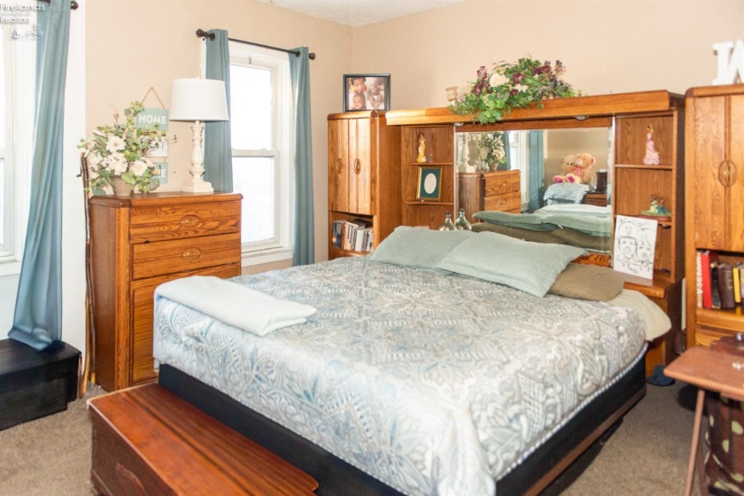 1330 Clinton Street, Sandusky, 44870, 4 Bedrooms Bedrooms, ,3 BathroomsBathrooms,Residential,For Sale,Clinton,20254626