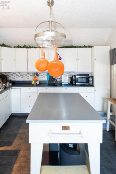 1330 Clinton Street, Sandusky, 44870, 4 Bedrooms Bedrooms, ,3 BathroomsBathrooms,Residential,For Sale,Clinton,20254626