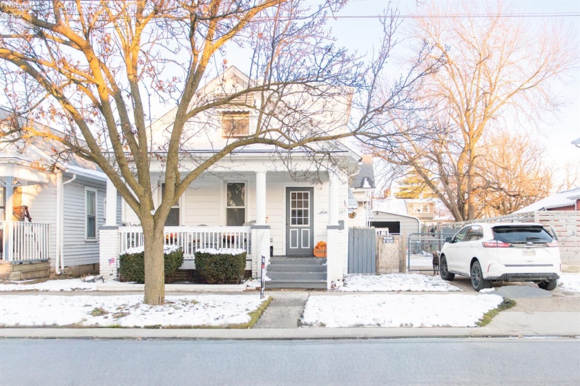 1330 Clinton Street, Sandusky, 44870, 4 Bedrooms Bedrooms, ,3 BathroomsBathrooms,Residential,For Sale,Clinton,20254626