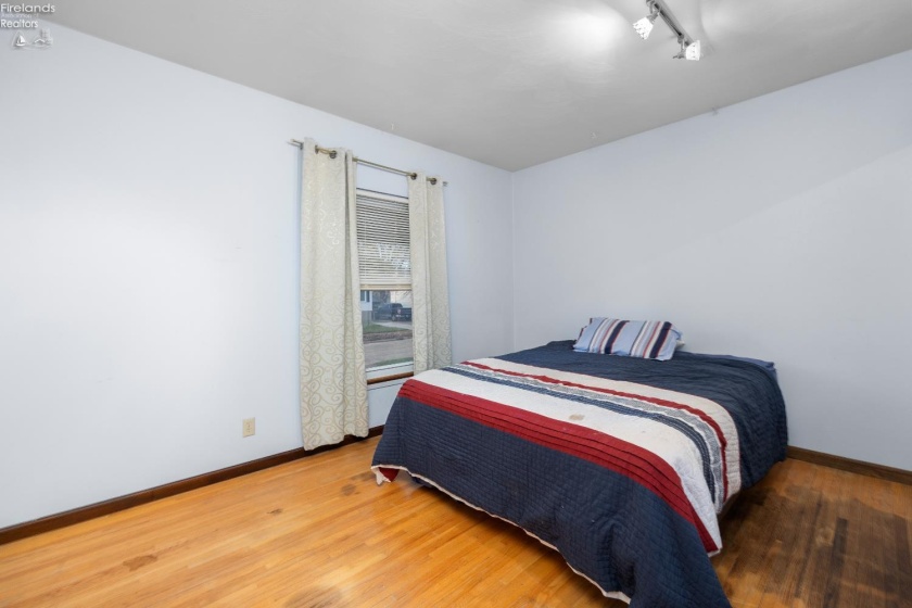 2156 Oldgate Road, Sandusky, 44870, 4 Bedrooms Bedrooms, ,2 BathroomsBathrooms,Residential,For Sale,Oldgate,20254520