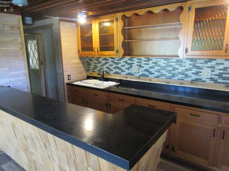 710 Ash Street, Willard, 44890, 5 Bedrooms Bedrooms, ,3 BathroomsBathrooms,Residential,For Sale,Ash,20254260