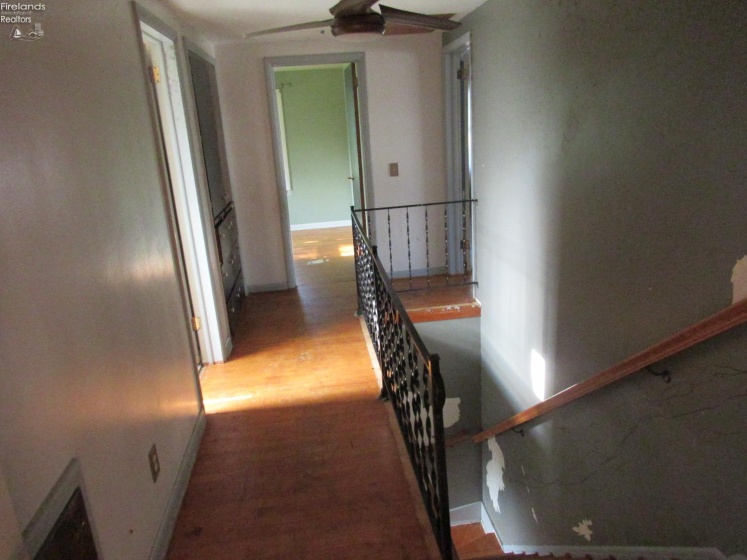 710 Ash Street, Willard, 44890, 5 Bedrooms Bedrooms, ,3 BathroomsBathrooms,Residential,For Sale,Ash,20254260