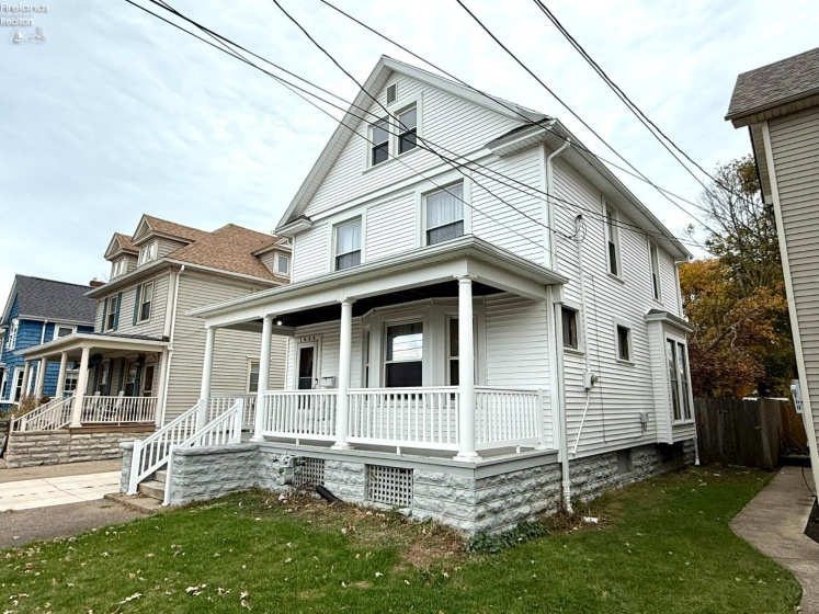 1604 Central Avenue, Sandusky, 44870, 4 Bedrooms Bedrooms, ,2 BathroomsBathrooms,Residential,For Sale,Central,20254382