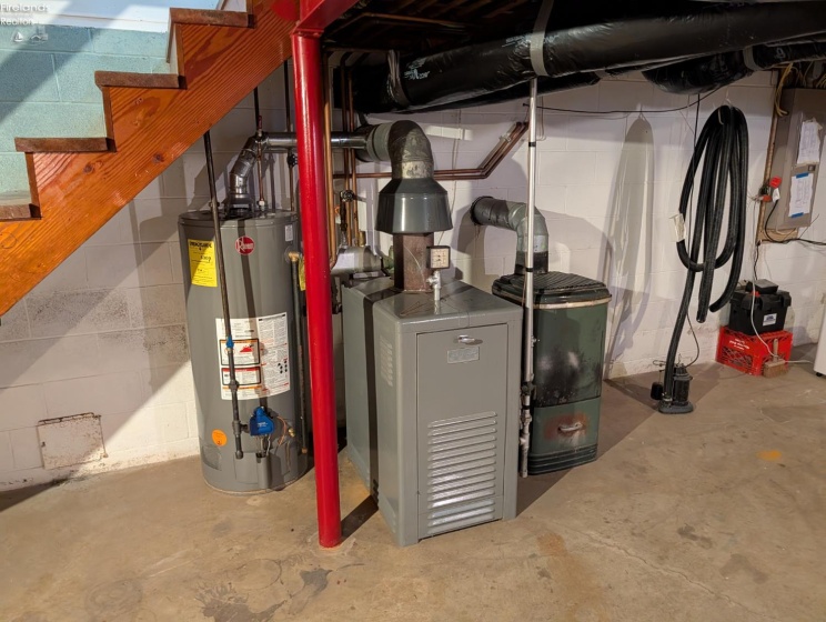 807 Harrison Street, Port Clinton, 43452, 4 Bedrooms Bedrooms, ,3 BathroomsBathrooms,Residential,For Sale,Harrison,20252412