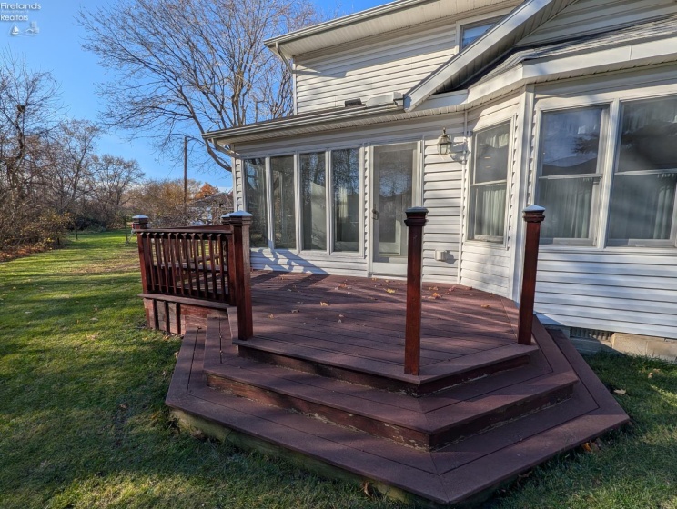 807 Harrison Street, Port Clinton, 43452, 4 Bedrooms Bedrooms, ,3 BathroomsBathrooms,Residential,For Sale,Harrison,20252412