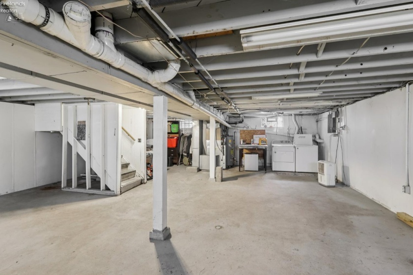 5706 Cleveland Road, Vermilion, 44089, 3 Bedrooms Bedrooms, ,2 BathroomsBathrooms,Residential,For Sale,Cleveland,20254634