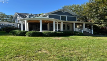 132 4th, Lakeside, 43440, 5 Bedrooms Bedrooms, ,3 BathroomsBathrooms,Residential,For Sale,4th,20253449 132 4th, Lakeside, 43440, 5 Bedrooms Bedrooms, ,3 BathroomsBathrooms,Residential,For Sale,4th,20253449