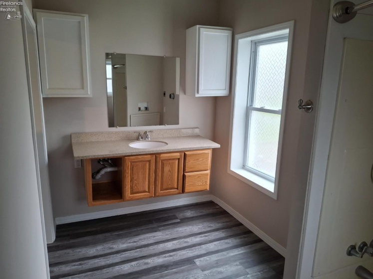 98 Milan Avenue, Norwalk, 44857, 5 Bedrooms Bedrooms, ,1 BathroomBathrooms,Residential,For Sale,Milan,20254629