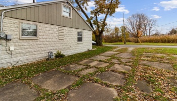 1123 Huntington Avenue, Sandusky, 44870, 2 Bedrooms Bedrooms, ,1 BathroomBathrooms,Residential,For Sale,Huntington,20254561 1123 Huntington Avenue, Sandusky, 44870, 2 Bedrooms Bedrooms, ,1 BathroomBathrooms,Residential,For Sale,Huntington,20254561