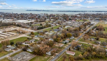 1123 Huntington Avenue, Sandusky, 44870, 2 Bedrooms Bedrooms, ,1 BathroomBathrooms,Residential,For Sale,Huntington,20254561 1123 Huntington Avenue, Sandusky, 44870, 2 Bedrooms Bedrooms, ,1 BathroomBathrooms,Residential,For Sale,Huntington,20254561