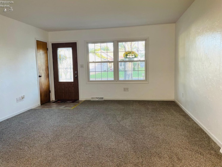 4201 Fox Avenue, Clyde, 43410, 4 Bedrooms Bedrooms, ,2 BathroomsBathrooms,Residential,For Sale,Fox,20254148