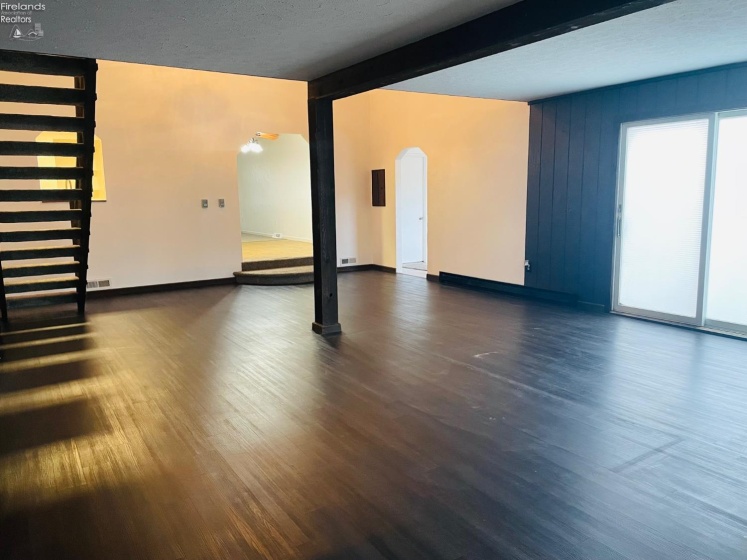 4201 Fox Avenue, Clyde, 43410, 4 Bedrooms Bedrooms, ,2 BathroomsBathrooms,Residential,For Sale,Fox,20254148