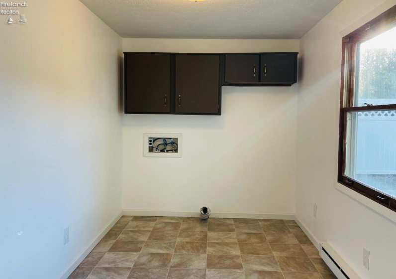 4201 Fox Avenue, Clyde, 43410, 4 Bedrooms Bedrooms, ,2 BathroomsBathrooms,Residential,For Sale,Fox,20254148