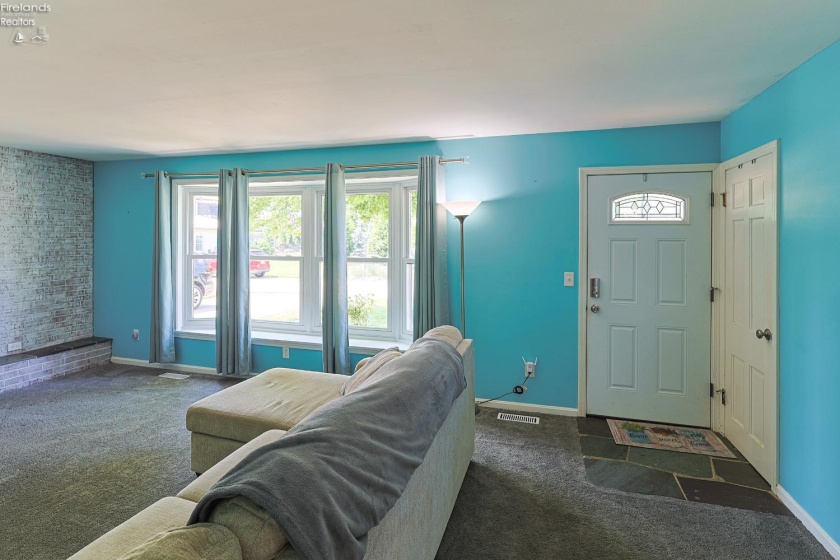 1602 WILLOW DR, Sandusky, 44870, 3 Bedrooms Bedrooms, ,3 BathroomsBathrooms,Residential,For Sale,WILLOW DR,20252573