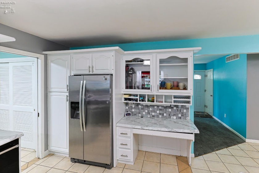 1602 WILLOW DR, Sandusky, 44870, 3 Bedrooms Bedrooms, ,3 BathroomsBathrooms,Residential,For Sale,WILLOW DR,20252573