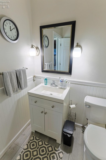 1602 WILLOW DR, Sandusky, 44870, 3 Bedrooms Bedrooms, ,3 BathroomsBathrooms,Residential,For Sale,WILLOW DR,20252573