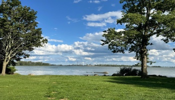 3175 Memorial Shoreway Drive, Marblehead, 43440, 3 Bedrooms Bedrooms, ,2 BathroomsBathrooms,Residential,For Sale,Memorial Shoreway,20253306