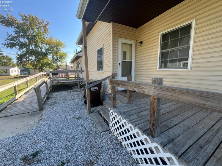 239 4th Avenue, Tiffin, 44883, 3 Bedrooms Bedrooms, ,2 BathroomsBathrooms,Residential,For Sale,4th,20253748