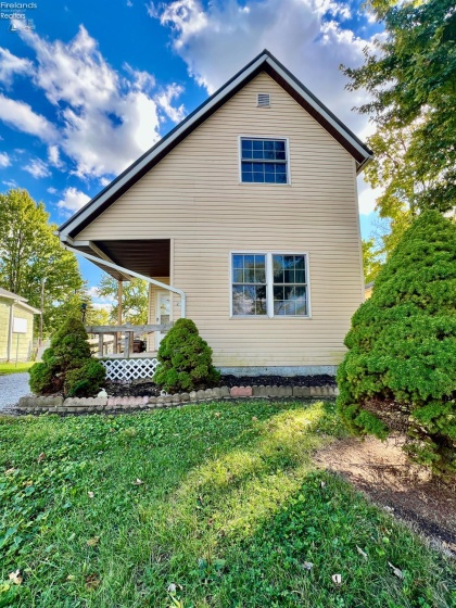 239 4th Avenue, Tiffin, 44883, 3 Bedrooms Bedrooms, ,2 BathroomsBathrooms,Residential,For Sale,4th,20253748