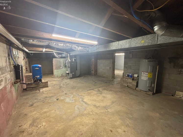 2242 Napoleon Road, Fremont, 43420, 4 Bedrooms Bedrooms, ,2 BathroomsBathrooms,Residential,For Sale,Napoleon,20254299