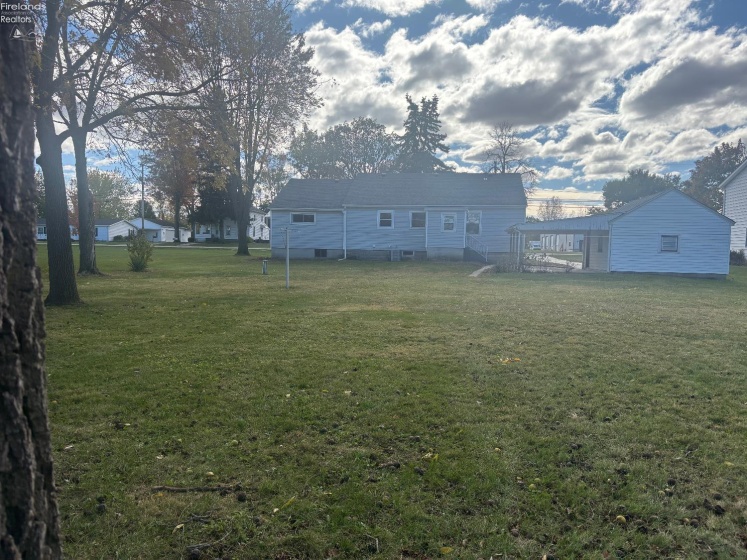 2242 Napoleon Road, Fremont, 43420, 4 Bedrooms Bedrooms, ,2 BathroomsBathrooms,Residential,For Sale,Napoleon,20254299