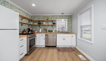 224 Atwood Place, Huron, 44839, 2 Bedrooms Bedrooms, ,1 BathroomBathrooms,Residential,For Sale,Atwood,20253994