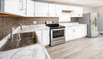 320 High Street, Fremont, 43420, 3 Bedrooms Bedrooms, ,2 BathroomsBathrooms,Residential,For Sale,High,20254588