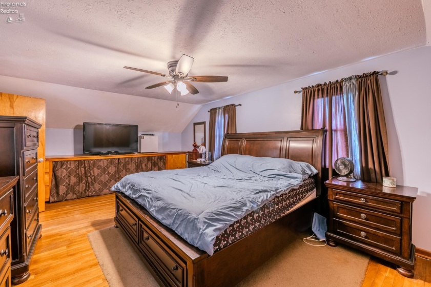 820 Devonshire Ave, Sheffield Lake, 44054, 3 Bedrooms Bedrooms, ,2 BathroomsBathrooms,Residential,For Sale,Devonshire Ave,20254597