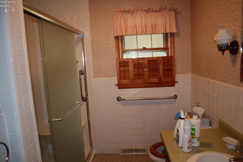 236 Whittlesey Avenue, Norwalk, 44857, 3 Bedrooms Bedrooms, ,1 BathroomBathrooms,Residential,For Sale,Whittlesey,20254618