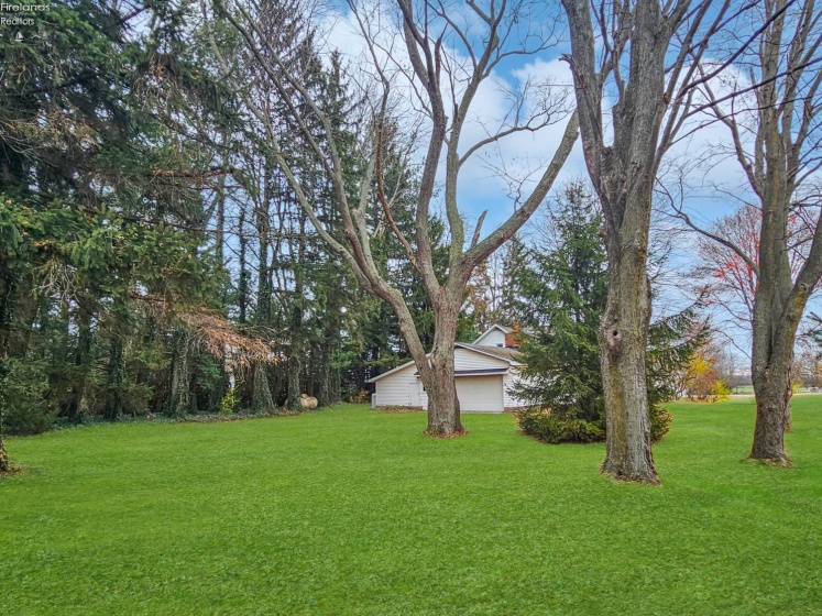 3883 County Road 183, Clyde, 43410, 3 Bedrooms Bedrooms, ,2 BathroomsBathrooms,Residential,For Sale,County Road 183,20254646