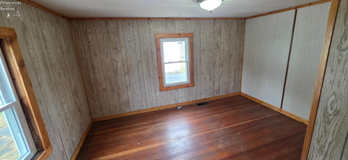 1037 Fishlock Avenue, Findlay, 45840, 2 Bedrooms Bedrooms, ,1 BathroomBathrooms,Residential,For Sale,Fishlock,20254670