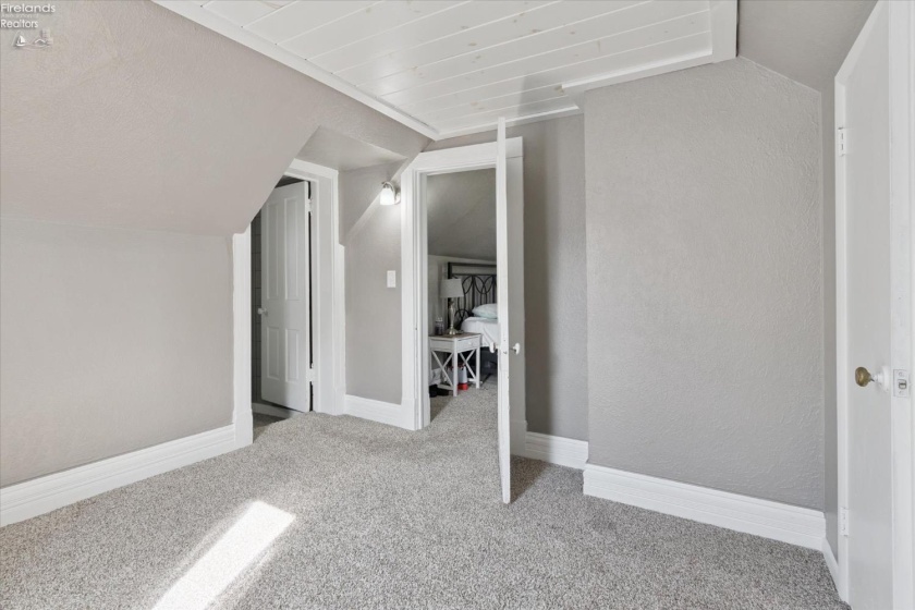 328 E Water, Oak Harbor, 43449, 3 Bedrooms Bedrooms, ,2 BathroomsBathrooms,Residential,For Sale,E Water,20253425