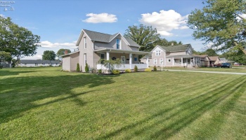 328 E Water, Oak Harbor, 43449, 3 Bedrooms Bedrooms, ,2 BathroomsBathrooms,Residential,For Sale,E Water,20253425